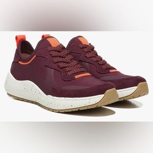 Dr. Scholl's Hold Up Sneakers, size 8.5M